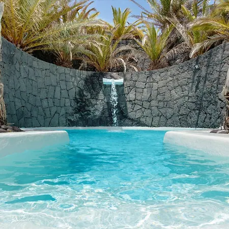 El Cactus Teguise (Lanzarote)